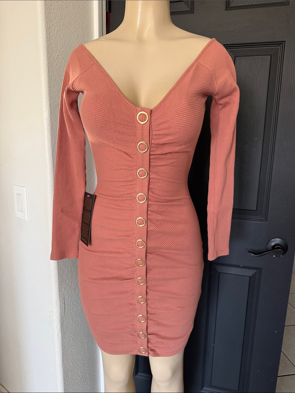 Long Sleeve Ribbed Button-Front Bodycon Dress - Rose